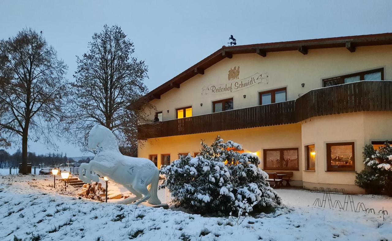 Reiterhof Schmidt, Gaststaette & Pension Golk Esterno foto